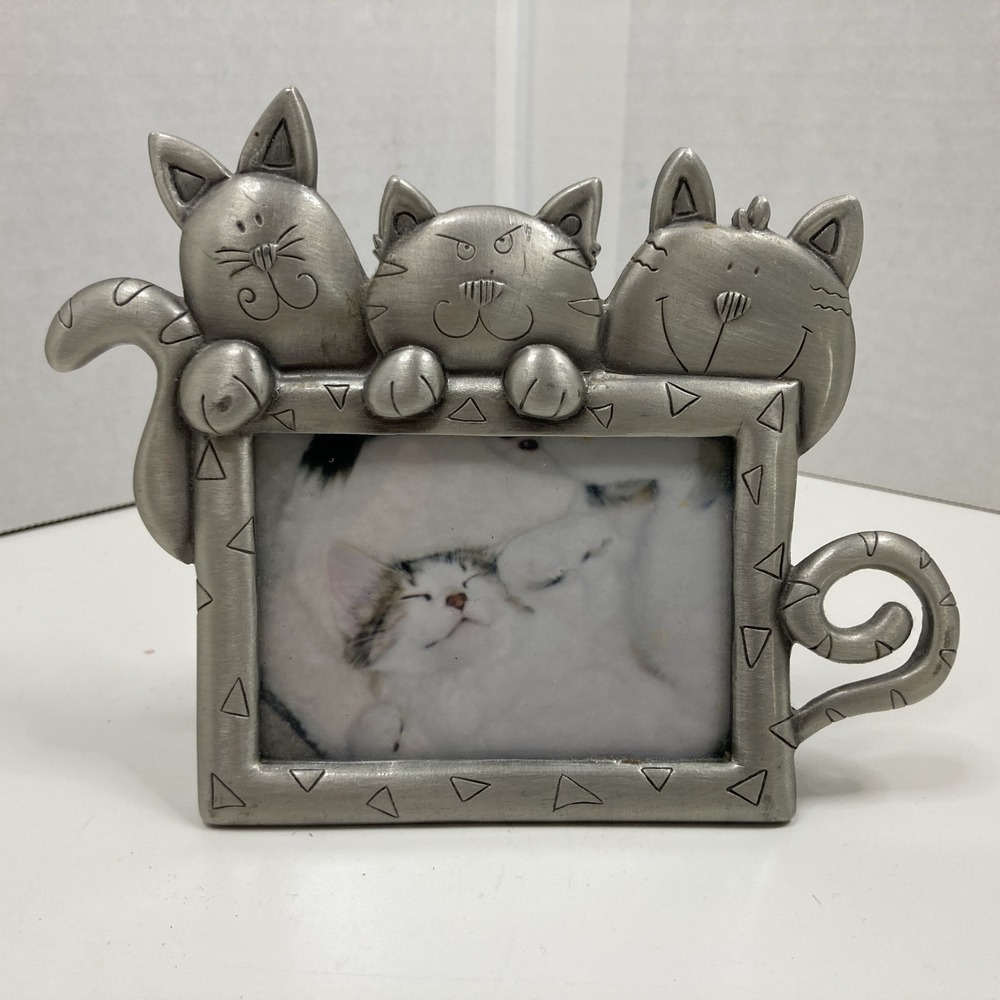 Cats  Pewter Picture Frame Sonoma Lifestyles for 2"x3" Photo